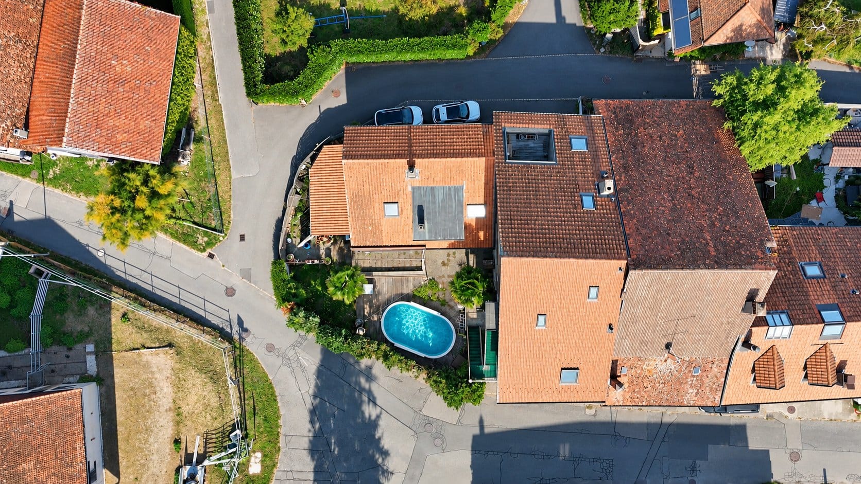 Maison avec trois appartements de rendement à Chevroux, proche du lac